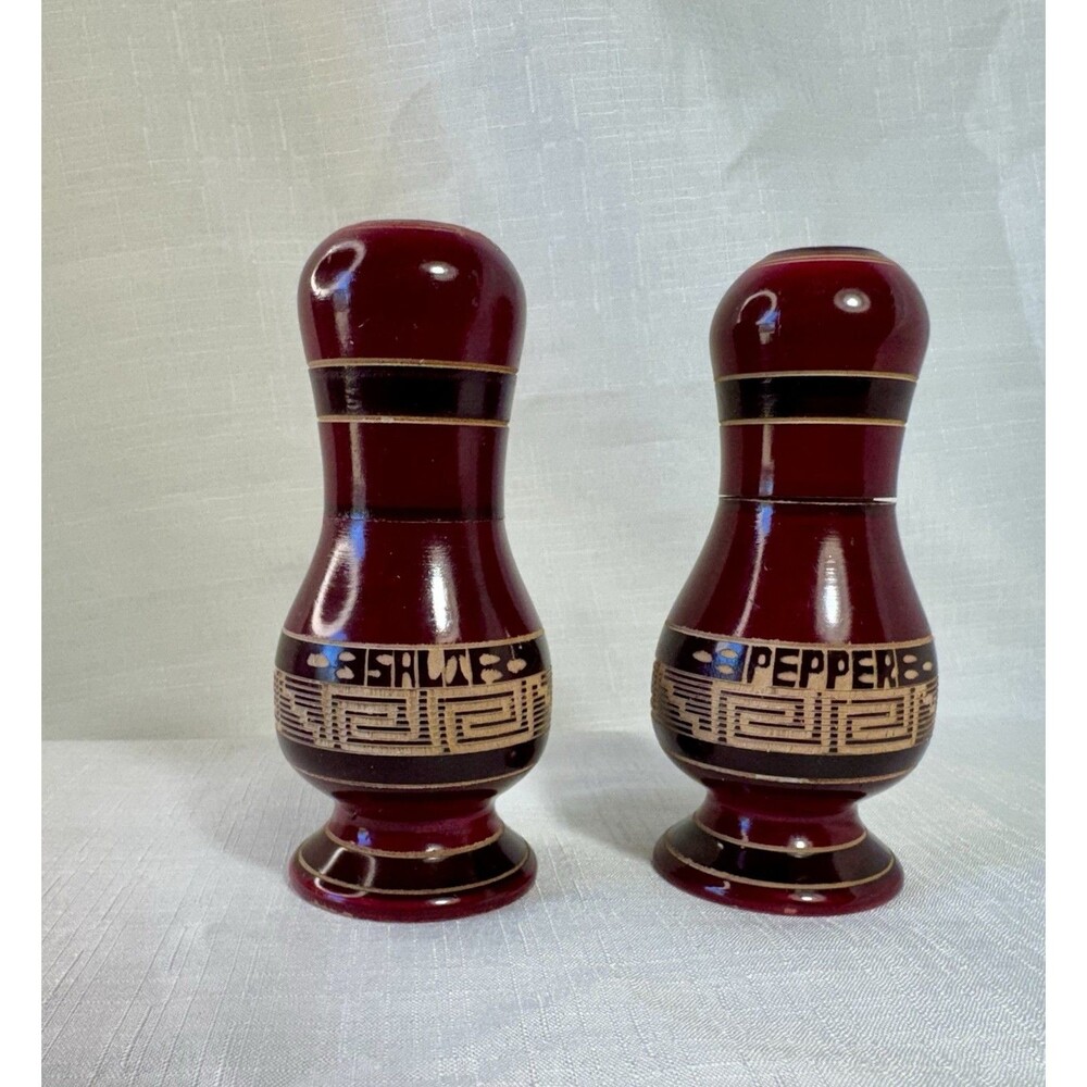 Vintage Salt Pepper Shaker Set Wood Carved Mexico Signed Robert Saldivar 1970s